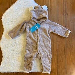 NWT - Minimal Bear Halloween Costume - Small